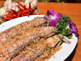 Tôm Tít Cháy Tỏi – Món Quà Từ Biển Cả tại Ẩm Thực 18+